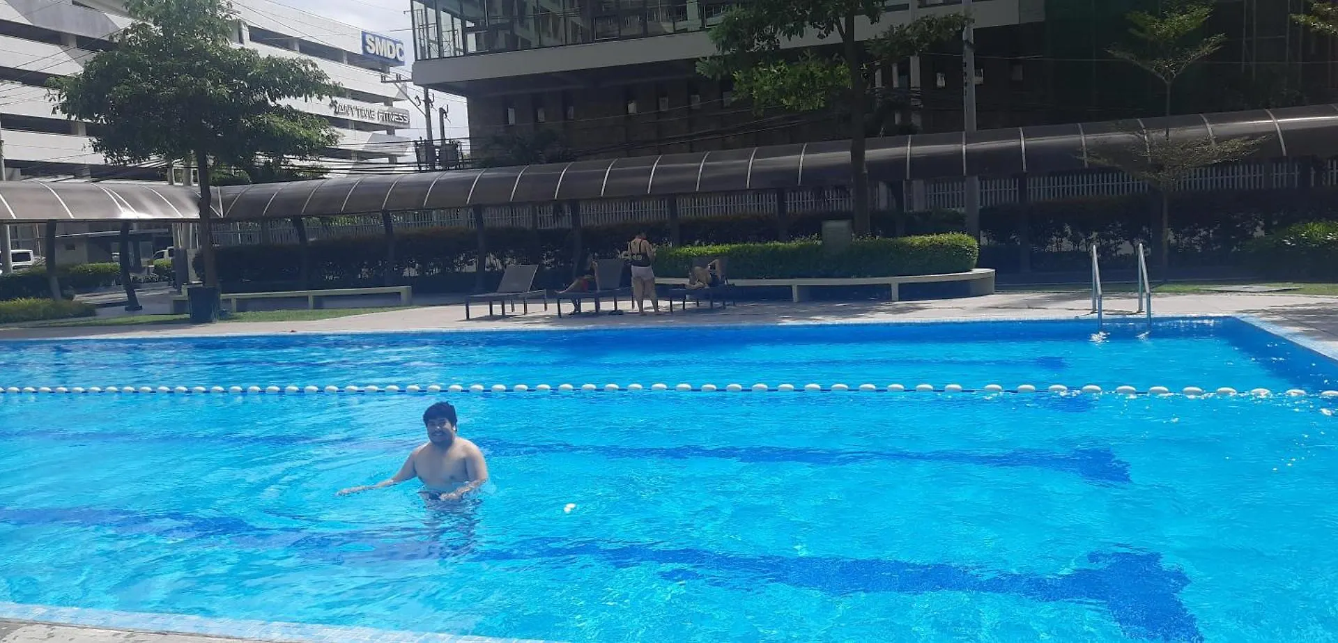 Ml'S Staycation Taguig Philippinen